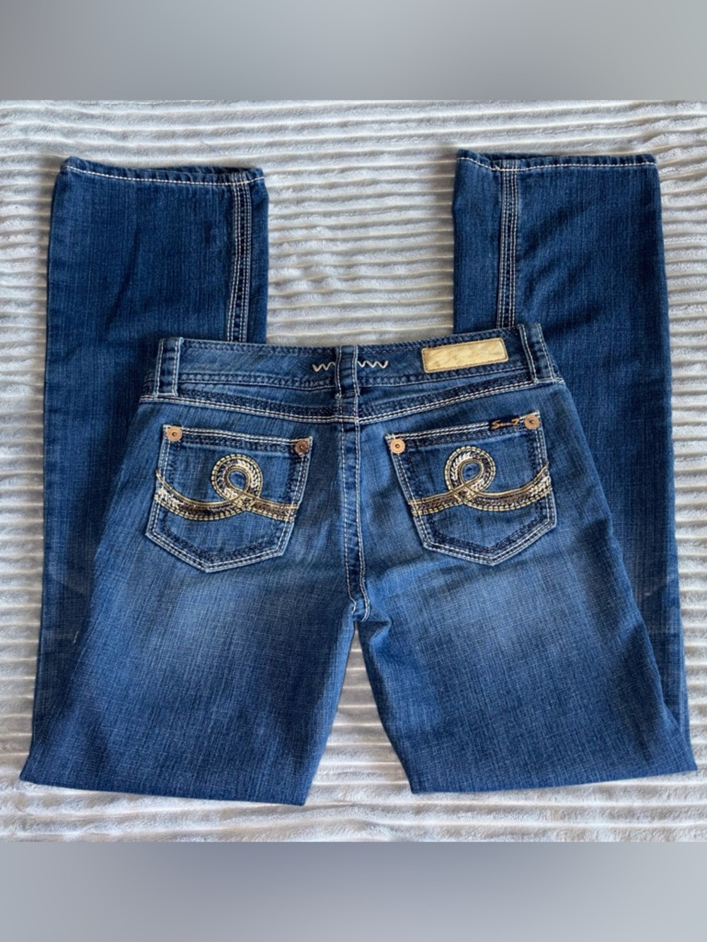 NWOT Seven7 y2k Dark Blue Bootcut Jeans with Embroidered Pockets